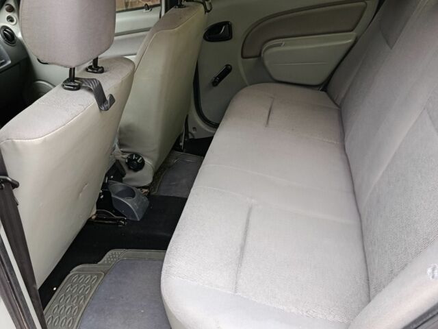 Синій Дачія Logan, об'ємом двигуна 1.4 л та пробігом 207 тис. км за 3000 $, фото 7 на Automoto.ua