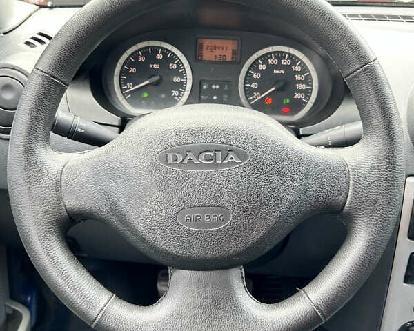 Синий Дачия Логан, объемом двигателя 1.6 л и пробегом 208 тыс. км за 4650 $, фото 14 на Automoto.ua