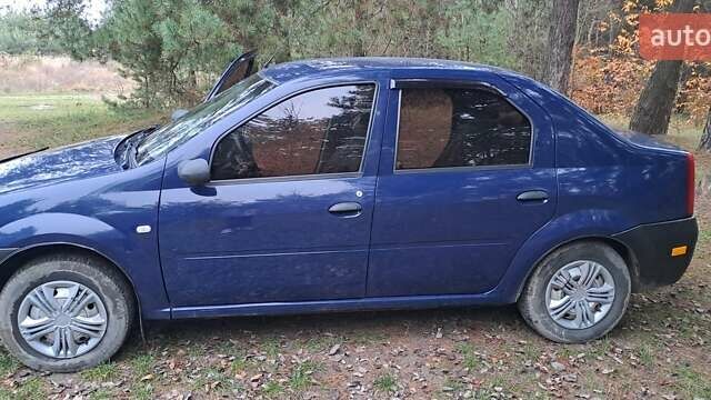 Синій Дачія Logan, об'ємом двигуна 1.39 л та пробігом 187 тис. км за 2800 $, фото 3 на Automoto.ua