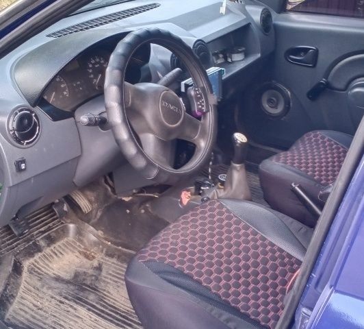 Синій Дачія Logan, об'ємом двигуна 1.4 л та пробігом 51 тис. км за 1600 $, фото 5 на Automoto.ua