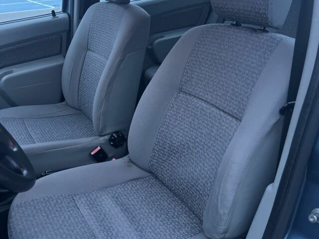 Синий Дачия Логан, объемом двигателя 1.6 л и пробегом 315 тыс. км за 3800 $, фото 17 на Automoto.ua