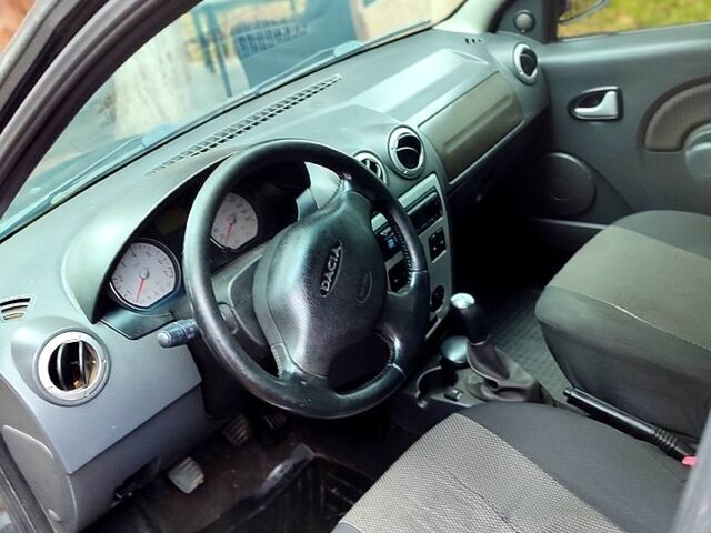 Синій Дачія Logan, об'ємом двигуна 1.6 л та пробігом 400 тис. км за 3700 $, фото 3 на Automoto.ua