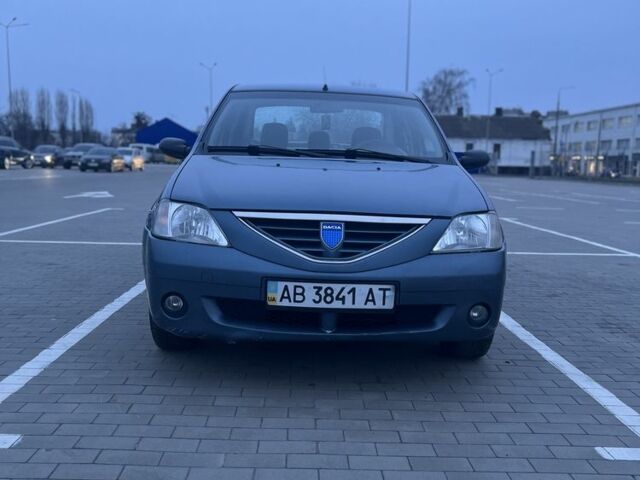 Синий Дачия Логан, объемом двигателя 1.6 л и пробегом 315 тыс. км за 3800 $, фото 1 на Automoto.ua