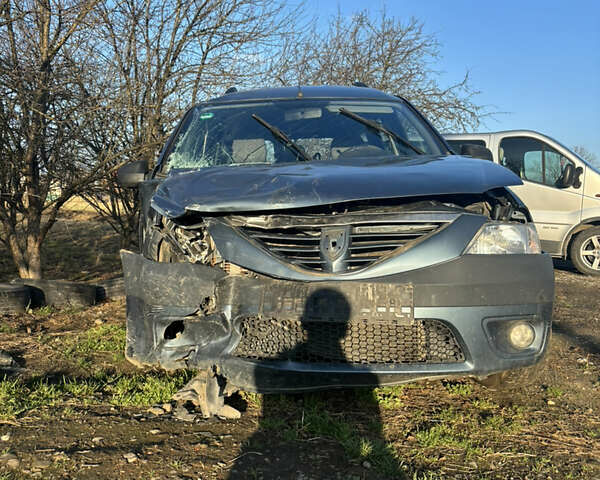 Синий Дачия Логан, объемом двигателя 1.6 л и пробегом 160 тыс. км за 1650 $, фото 1 на Automoto.ua