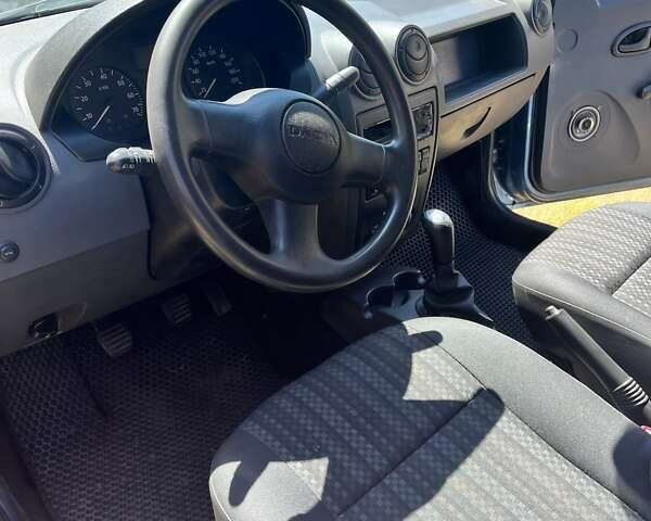 Синий Дачия Логан, объемом двигателя 1.39 л и пробегом 255 тыс. км за 3100 $, фото 7 на Automoto.ua