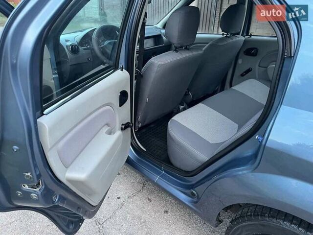 Синий Дачия Логан, объемом двигателя 1.6 л и пробегом 167 тыс. км за 3800 $, фото 1 на Automoto.ua