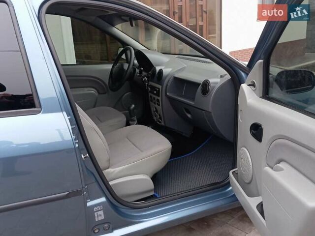 Синий Дачия Логан, объемом двигателя 1.4 л и пробегом 67 тыс. км за 3850 $, фото 37 на Automoto.ua