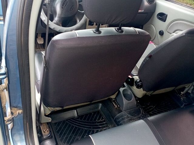 Синій Дачія Logan, об'ємом двигуна 1.4 л та пробігом 242 тис. км за 4300 $, фото 3 на Automoto.ua