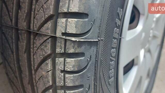 Синий Дачия Логан, объемом двигателя 1.39 л и пробегом 178 тыс. км за 4100 $, фото 8 на Automoto.ua