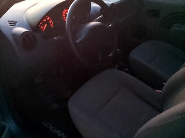 Синій Дачія Logan, об'ємом двигуна 1.6 л та пробігом 340 тис. км за 3500 $, фото 4 на Automoto.ua