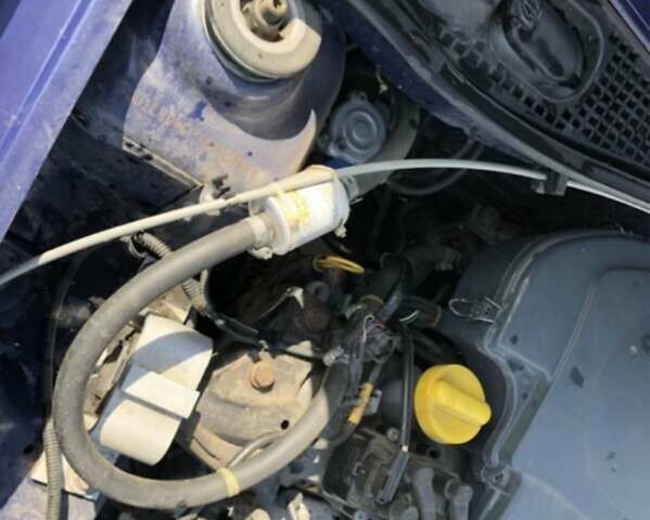 Синий Дачия Логан, объемом двигателя 1.39 л и пробегом 244 тыс. км за 2550 $, фото 6 на Automoto.ua