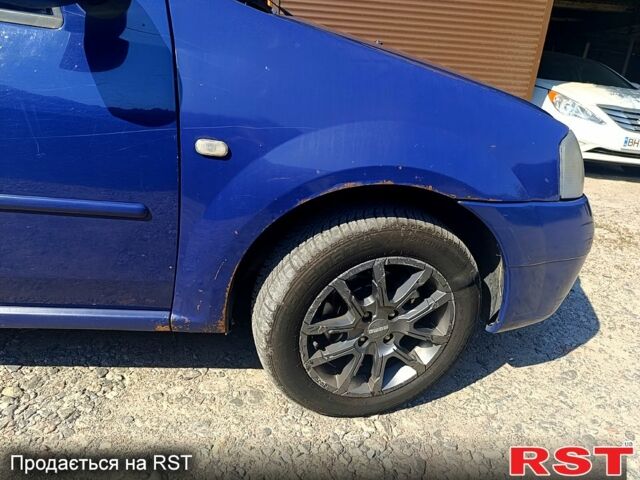 Синій Дачія Logan, об'ємом двигуна 1.6 л та пробігом 465 тис. км за 3000 $, фото 4 на Automoto.ua