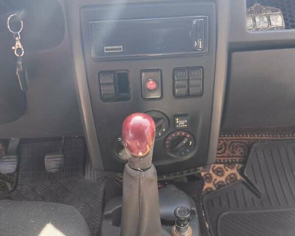 Синий Дачия Логан, объемом двигателя 1.39 л и пробегом 530 тыс. км за 2600 $, фото 16 на Automoto.ua