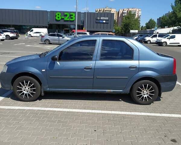 Синій Дачія Logan, об'ємом двигуна 1.4 л та пробігом 214 тис. км за 2600 $, фото 3 на Automoto.ua