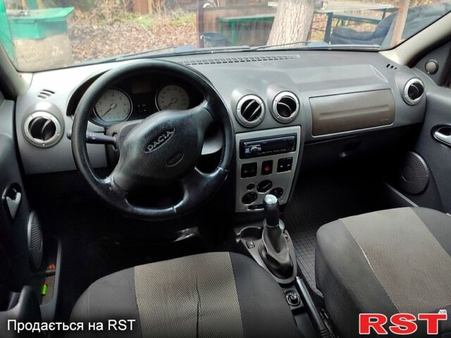 Синий Дачия Логан, объемом двигателя 1.6 л и пробегом 400 тыс. км за 3700 $, фото 4 на Automoto.ua