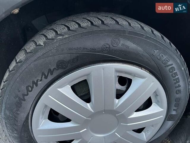 Синий Дачия Логан, объемом двигателя 1.6 л и пробегом 167 тыс. км за 3800 $, фото 7 на Automoto.ua