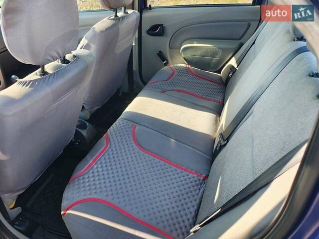 Синий Дачия Логан, объемом двигателя 1.39 л и пробегом 220 тыс. км за 3150 $, фото 5 на Automoto.ua