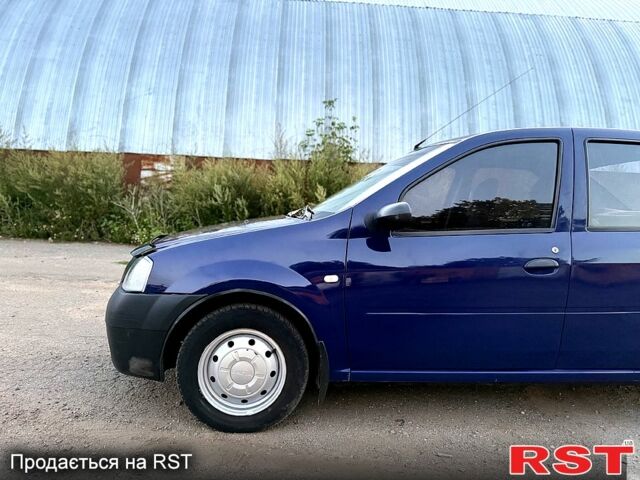 Синій Дачія Logan, об'ємом двигуна 1.4 л та пробігом 189 тис. км за 3150 $, фото 2 на Automoto.ua