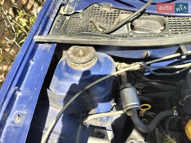 Синий Дачия Логан, объемом двигателя 1.39 л и пробегом 530 тыс. км за 2600 $, фото 2 на Automoto.ua