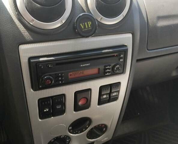 Дачия Логан 2007 в Луцке на Automoto.ua Синий Дачия Логан, объемом двигателя 1.6 л и пробегом 240 тыс. км за 4100 $, фото 2 на Automoto.ua
