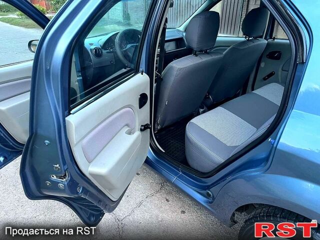 Синий Дачия Логан, объемом двигателя 1.6 л и пробегом 167 тыс. км за 3950 $, фото 5 на Automoto.ua