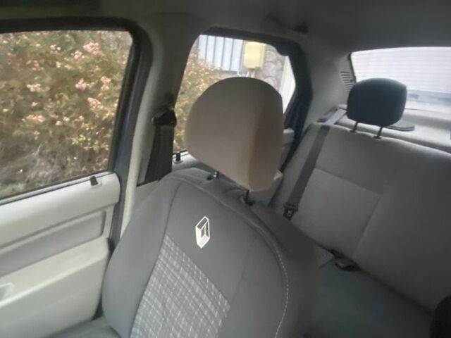 Синій Дачія Logan, об'ємом двигуна 1.6 л та пробігом 192 тис. км за 3300 $, фото 8 на Automoto.ua