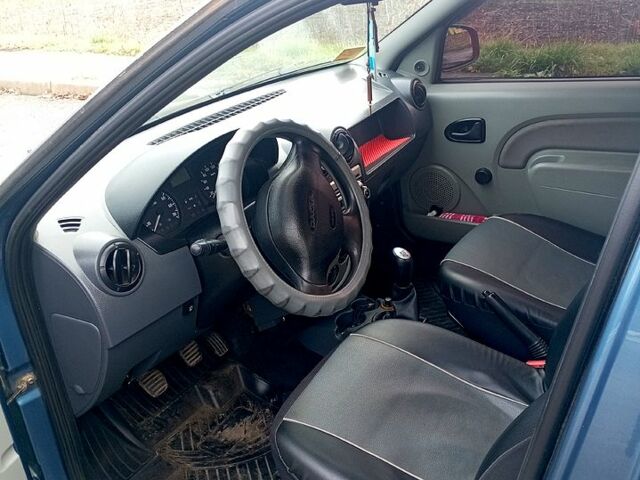 Синій Дачія Logan, об'ємом двигуна 1.4 л та пробігом 242 тис. км за 4300 $, фото 4 на Automoto.ua