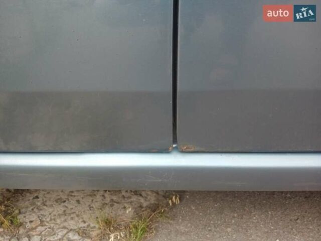 Синий Дачия Логан, объемом двигателя 1.39 л и пробегом 193 тыс. км за 3300 $, фото 4 на Automoto.ua