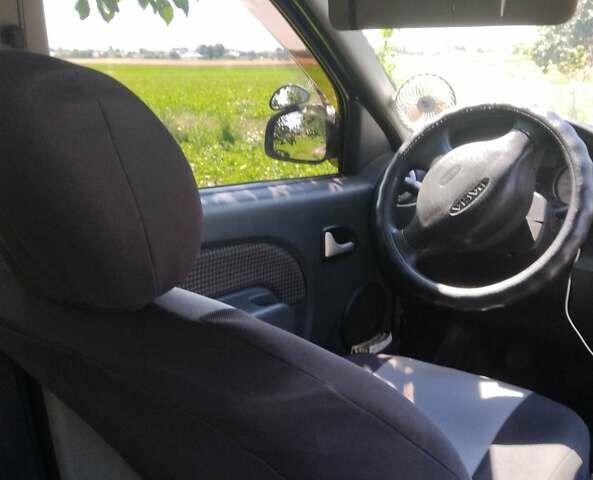 Дачия Логан 2007 в Луцке на Automoto.ua Синий Дачия Логан, объемом двигателя 1.6 л и пробегом 240 тыс. км за 4100 $, фото 19 на Automoto.ua