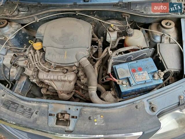 Синий Дачия Логан, объемом двигателя 1.4 л и пробегом 205 тыс. км за 3300 $, фото 8 на Automoto.ua