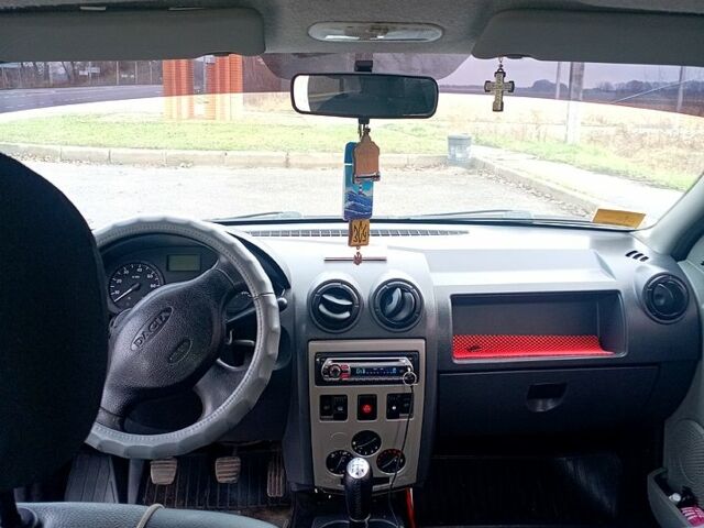 Синій Дачія Logan, об'ємом двигуна 1.4 л та пробігом 242 тис. км за 4300 $, фото 2 на Automoto.ua