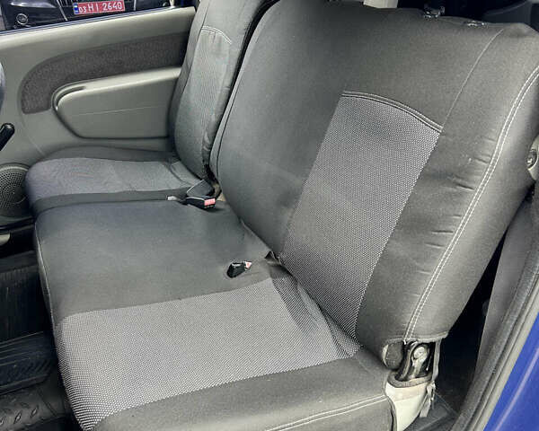 Синий Дачия Логан, объемом двигателя 1.6 л и пробегом 208 тыс. км за 4650 $, фото 12 на Automoto.ua