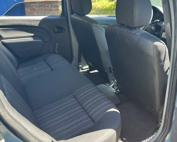 Синий Дачия Логан, объемом двигателя 1.39 л и пробегом 255 тыс. км за 3100 $, фото 11 на Automoto.ua