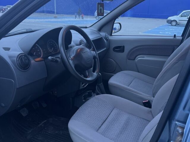 Синий Дачия Логан, объемом двигателя 1.6 л и пробегом 315 тыс. км за 3800 $, фото 15 на Automoto.ua