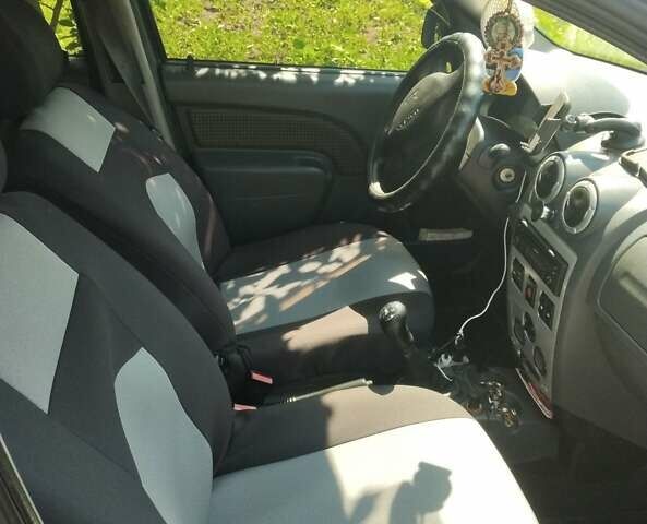 Дачия Логан 2007 в Луцке на Automoto.ua Синий Дачия Логан, объемом двигателя 1.6 л и пробегом 240 тыс. км за 4100 $, фото 9 на Automoto.ua