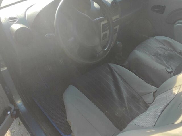 Синий Дачия Логан, объемом двигателя 1.4 л и пробегом 200 тыс. км за 3500 $, фото 5 на Automoto.ua