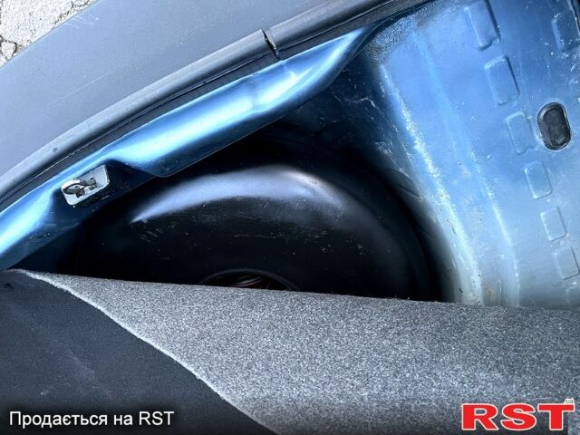 Синий Дачия Логан, объемом двигателя 1.6 л и пробегом 158 тыс. км за 3900 $, фото 8 на Automoto.ua