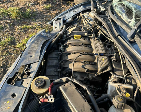 Синий Дачия Логан, объемом двигателя 1.6 л и пробегом 160 тыс. км за 1650 $, фото 11 на Automoto.ua