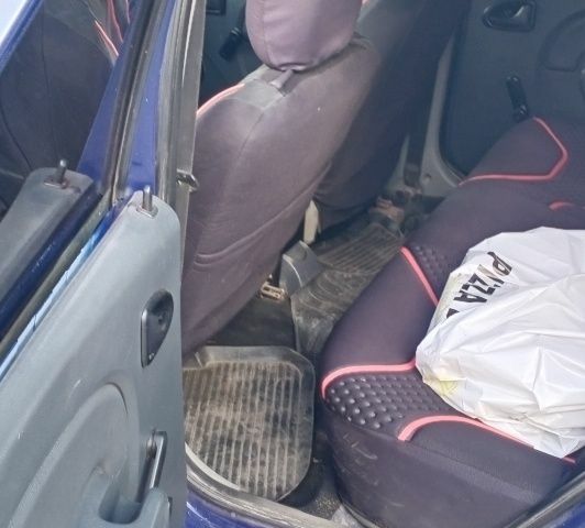 Синій Дачія Logan, об'ємом двигуна 1.4 л та пробігом 51 тис. км за 1600 $, фото 6 на Automoto.ua