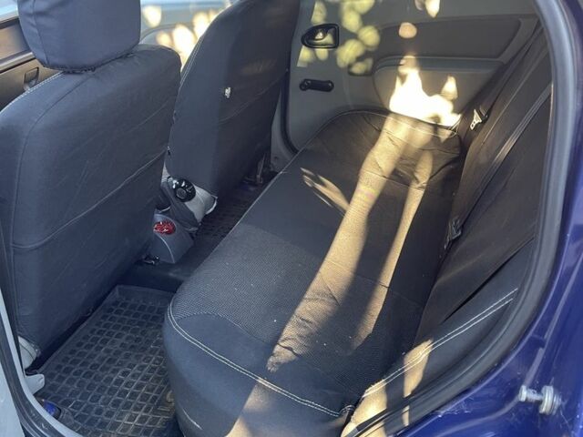 Дачия Логан 2007 в Одессе на Automoto.ua Синий Дачия Логан, объемом двигателя 1.4 л и пробегом 310 тыс. км за 2100 $, фото 7 на Automoto.ua