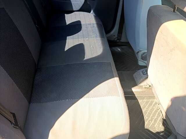 Синій Дачія Logan, об'ємом двигуна 1.6 л та пробігом 465 тис. км за 3000 $, фото 8 на Automoto.ua