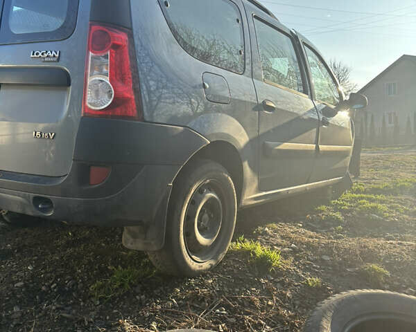 Синий Дачия Логан, объемом двигателя 1.6 л и пробегом 160 тыс. км за 1650 $, фото 4 на Automoto.ua