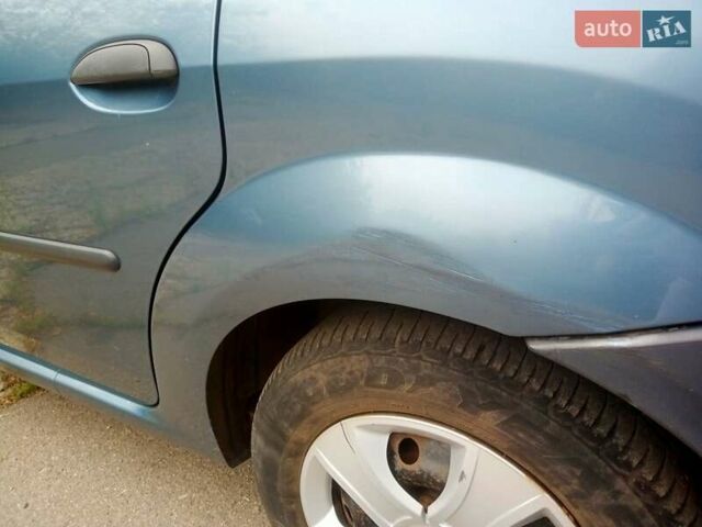 Синий Дачия Логан, объемом двигателя 1.39 л и пробегом 193 тыс. км за 3300 $, фото 6 на Automoto.ua