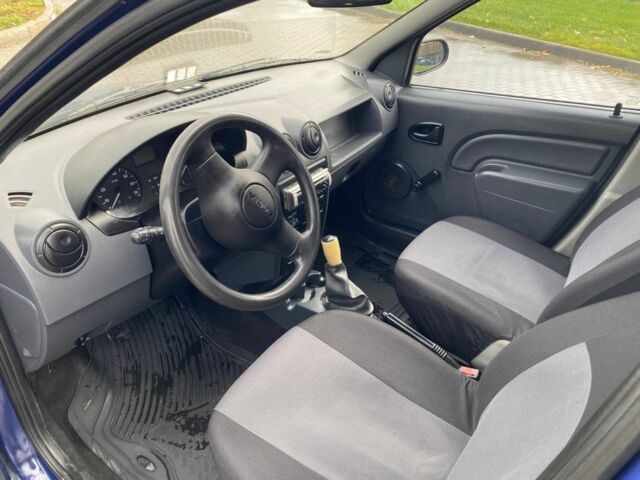 Дачія Logan 2007 у Умани на Automoto.ua Синій Дачія Logan, об'ємом двигуна 1.4 л та пробігом 250 тис. км за 2850 $, фото 9 на Automoto.ua