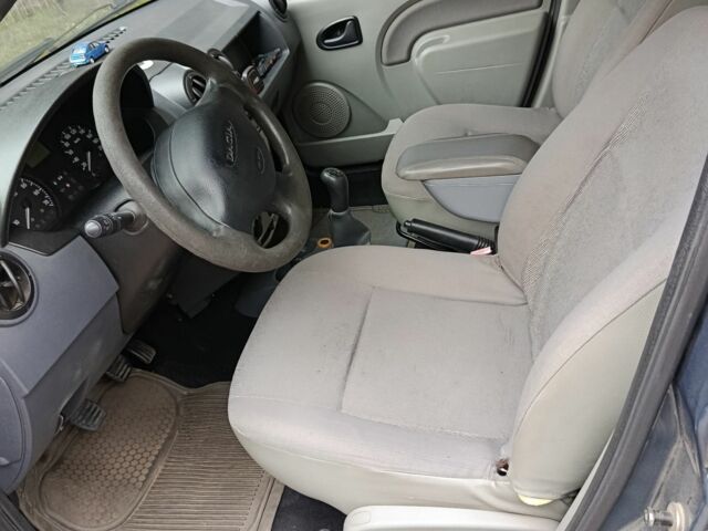 Синій Дачія Logan, об'ємом двигуна 1.4 л та пробігом 207 тис. км за 3000 $, фото 6 на Automoto.ua