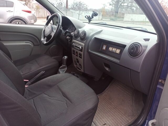 Синій Дачія Logan, об'ємом двигуна 0 л та пробігом 120 тис. км за 3500 $, фото 1 на Automoto.ua