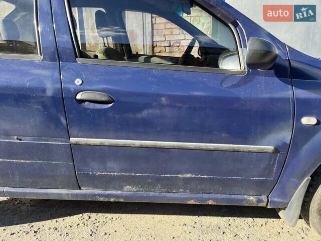 Синий Дачия Логан, объемом двигателя 1.39 л и пробегом 587 тыс. км за 1200 $, фото 6 на Automoto.ua