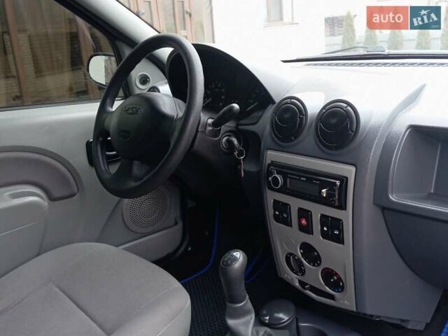 Синий Дачия Логан, объемом двигателя 1.4 л и пробегом 67 тыс. км за 3850 $, фото 40 на Automoto.ua