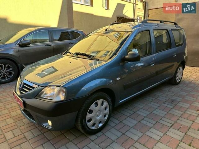 Синий Дачия Логан, объемом двигателя 1.6 л и пробегом 243 тыс. км за 4999 $, фото 2 на Automoto.ua