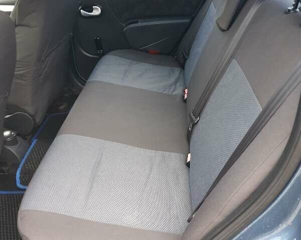 Синій Дачія Logan, об'ємом двигуна 1.6 л та пробігом 234 тис. км за 4500 $, фото 11 на Automoto.ua